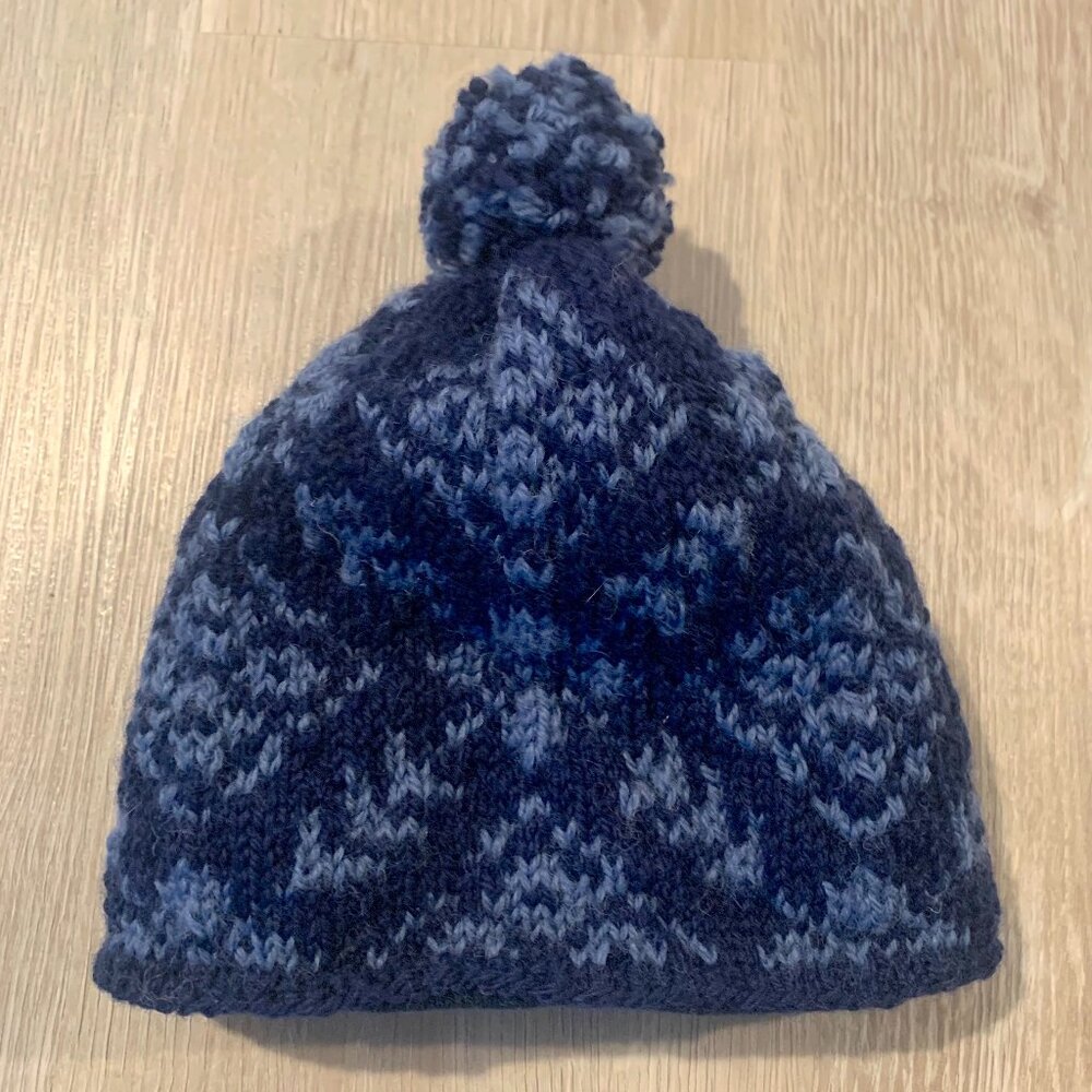 100% Wool Hand Knit Beanie with Pompom. NEW